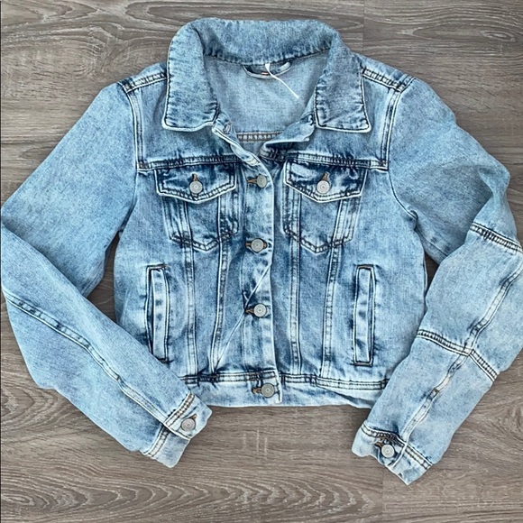❤️ Free People “Rumors” Denim Jacket in Vintage Light Wash NWT - Picture 4 of 10